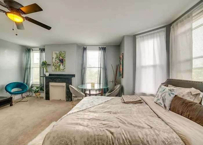 Vacation ~ 6 Mi To Downtown!