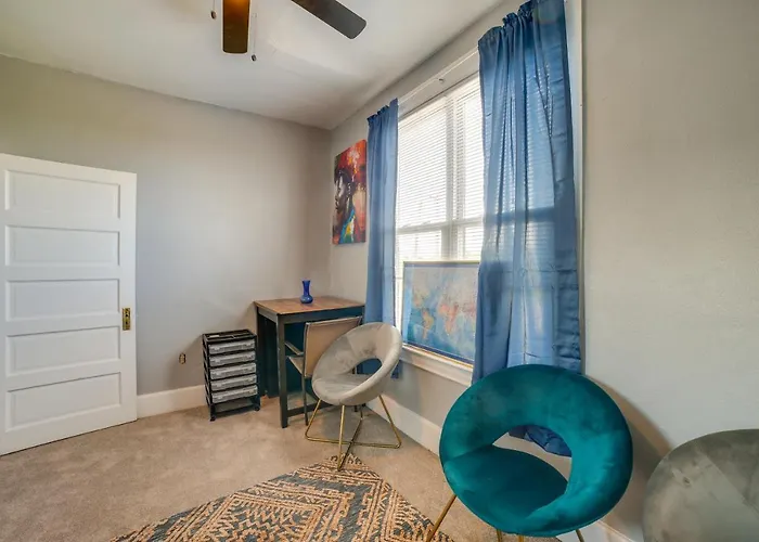 Vacation ~ 6 Mi To Downtown! Apartment Pittsburgh