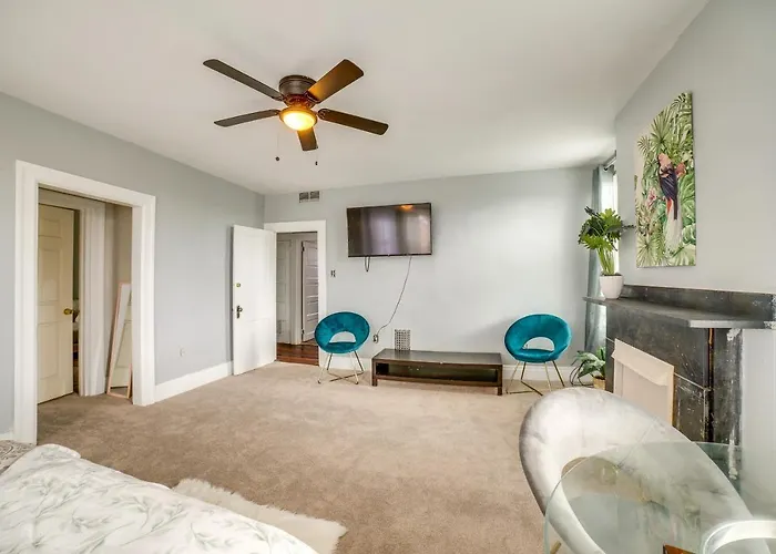 Vacation ~ 6 Mi To Downtown! Apartment